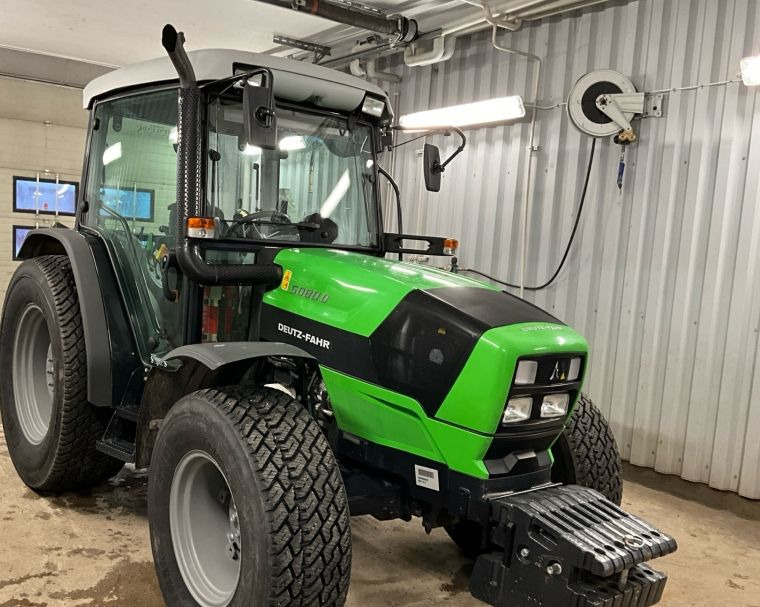 Deutz-Fahr 5080 D Keyline - Tracteur agricole: photos 5 Deutz-Fahr 5080 D Keyline - Tracteur agricole: photos 5