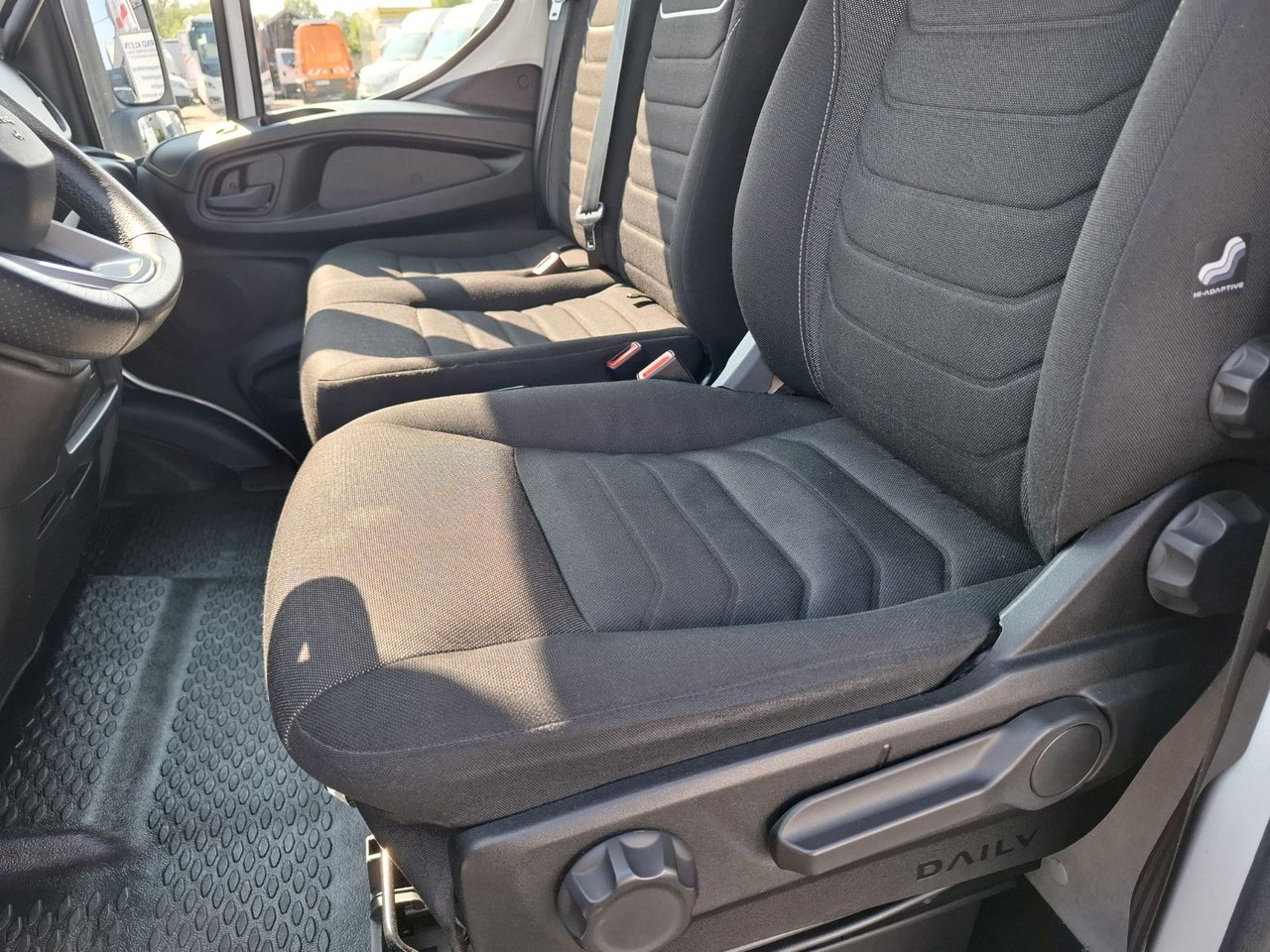 Utilitaire plateau baché Iveco 72-210P/A8,Luft,HiMatic,LBW,Schiebepl.,: photos 8