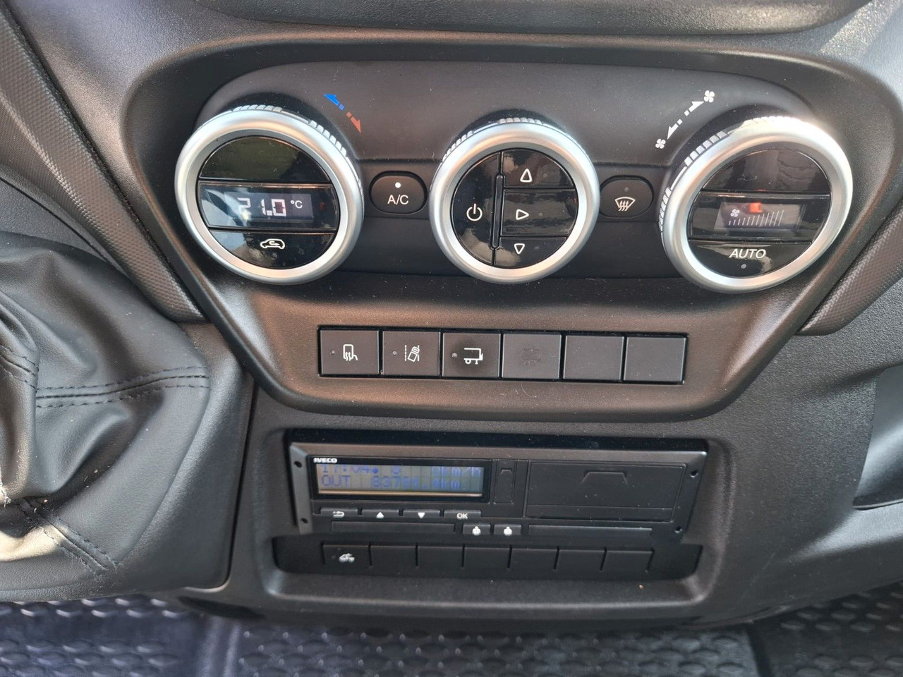 Utilitaire plateau baché Iveco 72-210P/A8,Luft,HiMatic,LBW,Schiebepl.,: photos 11