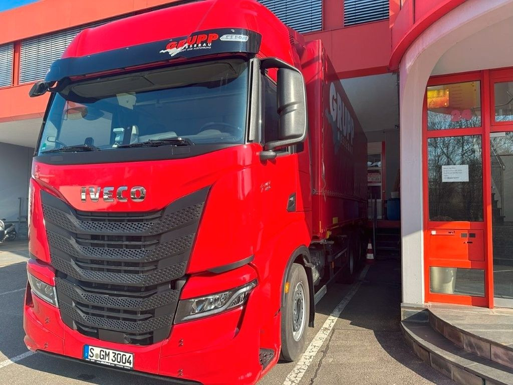 Iveco AS 260SY/FS CM - Camion porte-conteneur/ Caisse mobile: photos 4 Iveco AS 260SY/FS CM - Camion porte-conteneur/ Caisse mobile: photos 4
