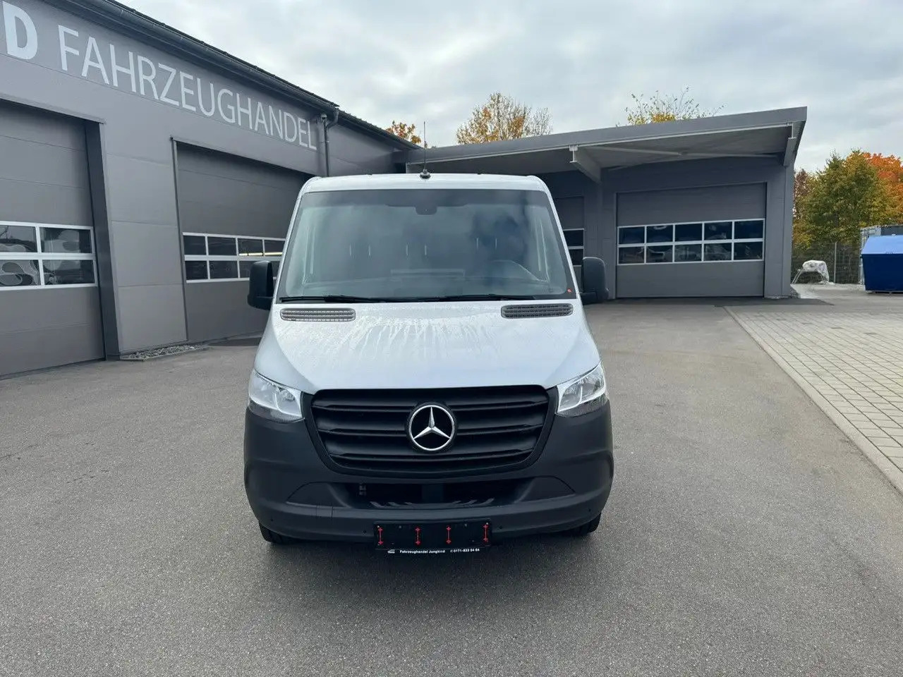 Mercedes-Benz Sprinter 317 CDI Flach Lang Silber Klima MBUX - Fourgon utilitaire: photos 2 Mercedes-Benz Sprinter 317 CDI Flach Lang Silber Klima MBUX - Fourgon utilitaire: photos 2