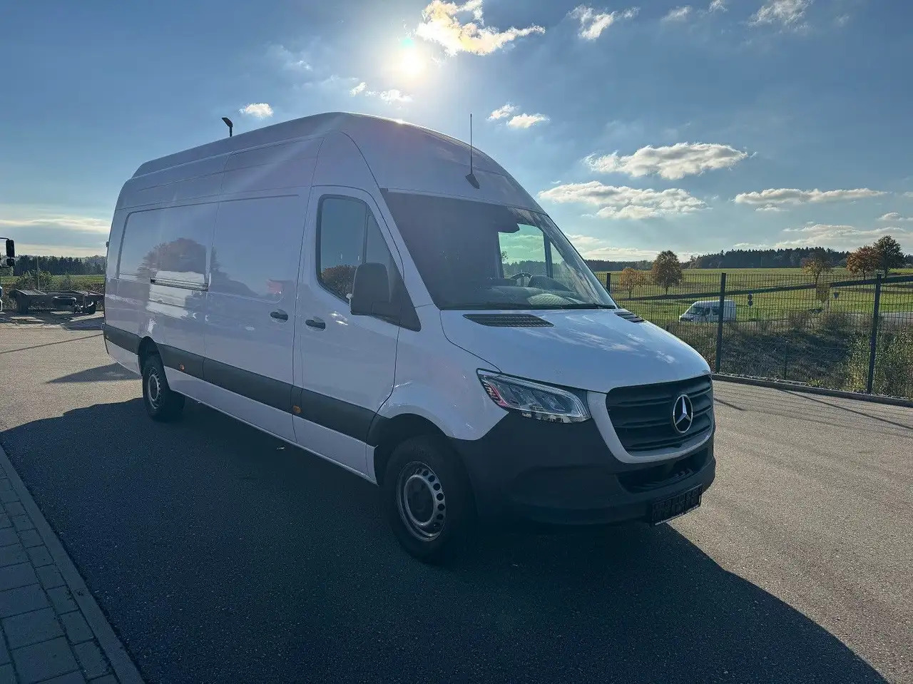 Mercedes-Benz Sprinter 319 CDI Maxi Lang Extralang XXL LED - Fourgon utilitaire: photos 2 Mercedes-Benz Sprinter 319 CDI Maxi Lang Extralang XXL LED - Fourgon utilitaire: photos 2