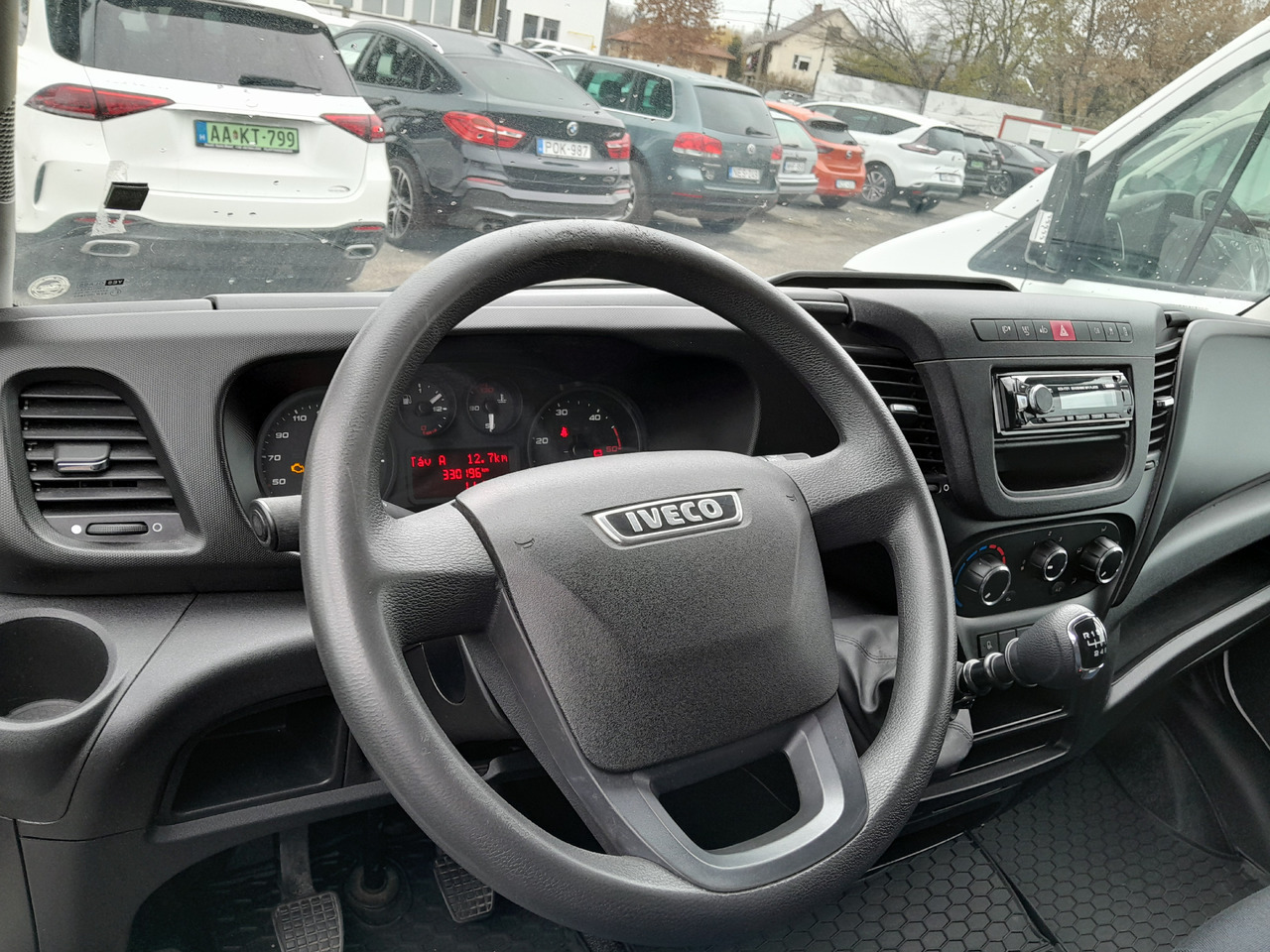 Fourgon grand volume IVECO Daily 35S14: photos 10