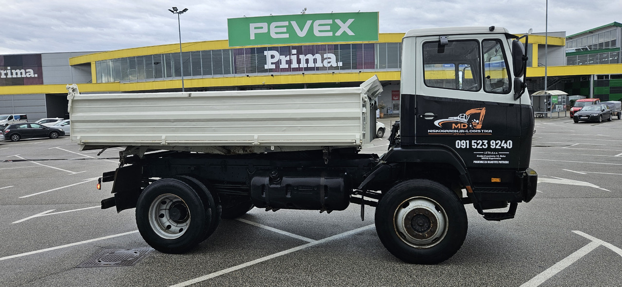 MERCEDES-BENZ 1314 - Camion benne: photos 3 MERCEDES-BENZ 1314 - Camion benne: photos 3