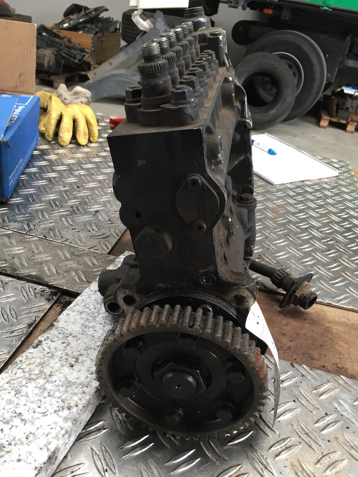 Gebrauchte Einspritzpumpe MAN TGA D 2866, LF31, 6 Zylinder - Pompe à carburant pour Camion: photos 5 Gebrauchte Einspritzpumpe MAN TGA D 2866, LF31, 6 Zylinder - Pompe à carburant pour Camion: photos 5