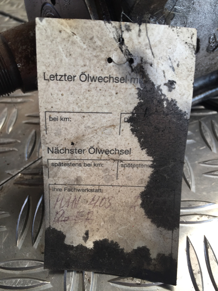 Gebrauchte Elektr. Einspritzpumpe MAN 19.403, F2000, Artikel - Nr. : 51.11103 - 7591 - Pompe à carburant pour Camion: photos 5 Gebrauchte Elektr. Einspritzpumpe MAN 19.403, F2000, Artikel - Nr. : 51.11103 - 7591 - Pompe à carburant pour Camion: photos 5