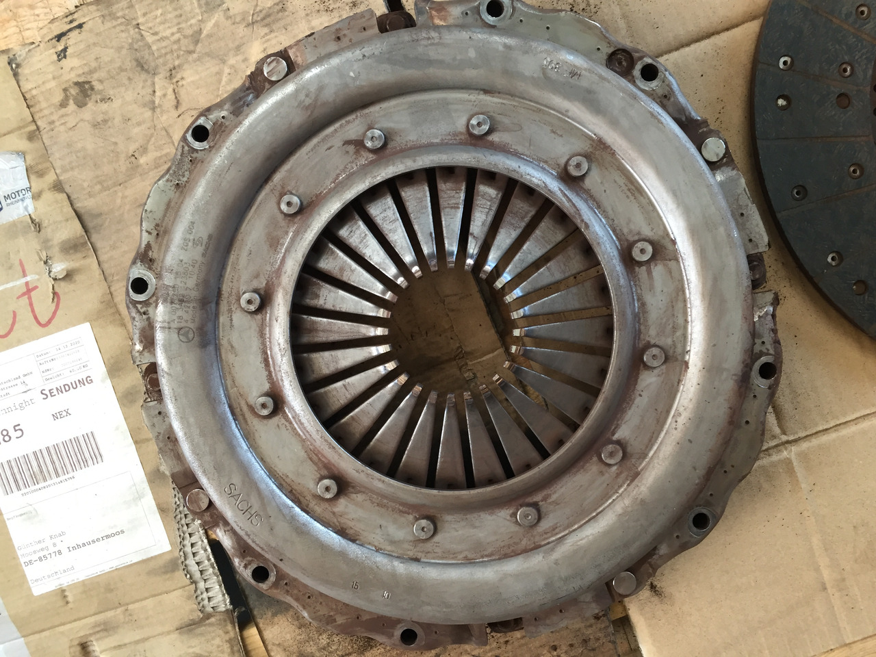 Mécanisme d'embrayage pour Camion Gebrauchte Kupplungsdruckplatte MB Axor 1824, Motor Typ : OM 906 LA, Artikel - Nr. : A 007 250 15 04: photos 11 Mécanisme d'embrayage pour Camion Gebrauchte Kupplungsdruckplatte MB Axor 1824, Motor Typ : OM 906 LA, Artikel - Nr. : A 007 250 15 04: photos 11