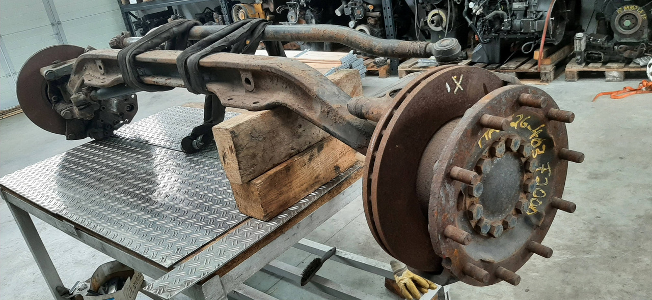 Gebrauchte MAN 26.403, F2000, Vorderachse, Artikel - Nr. : 81.99999 - 9999 - Essieu avant pour Camion: photos 1 Gebrauchte MAN 26.403, F2000, Vorderachse, Artikel - Nr. : 81.99999 - 9999 - Essieu avant pour Camion: photos 1