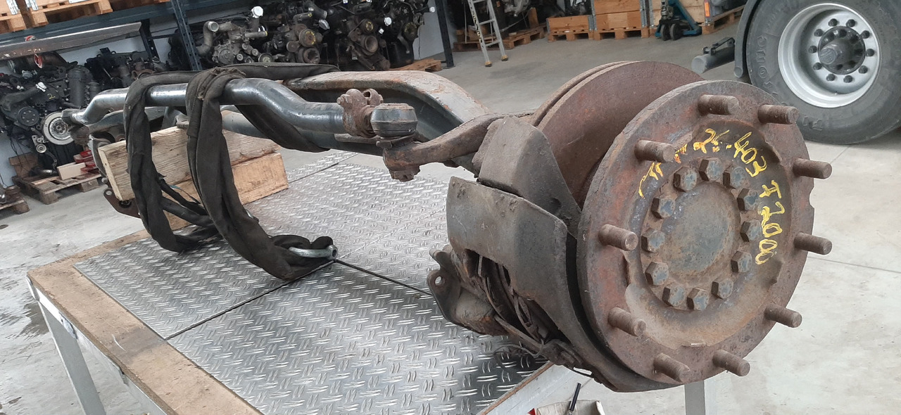 Gebrauchte MAN 26.403, F2000, Vorderachse, Artikel - Nr. : 81.99999 - 9999 - Essieu avant pour Camion: photos 2 Gebrauchte MAN 26.403, F2000, Vorderachse, Artikel - Nr. : 81.99999 - 9999 - Essieu avant pour Camion: photos 2