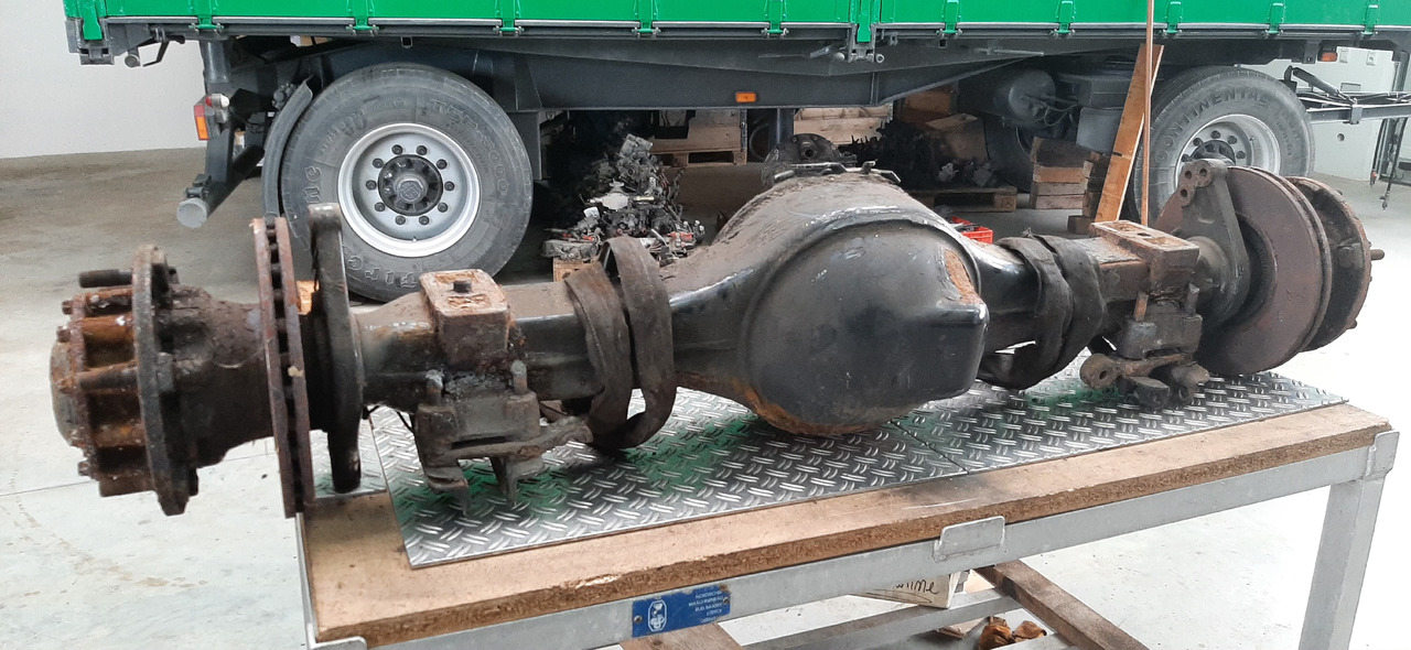 Gebrauchte MAN TGL 8.220, Vorderachse, Artikel - Nr. : 81.35010 - 6274 - Essieu avant pour Camion: photos 5 Gebrauchte MAN TGL 8.220, Vorderachse, Artikel - Nr. : 81.35010 - 6274 - Essieu avant pour Camion: photos 5