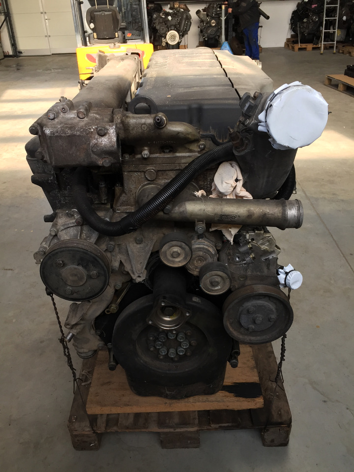 Gebrauchter Motor MAN TGA 26.430, D2066 LF 01, Euro 3 - Moteur pour Camion: photos 3 Gebrauchter Motor MAN TGA 26.430, D2066 LF 01, Euro 3 - Moteur pour Camion: photos 3