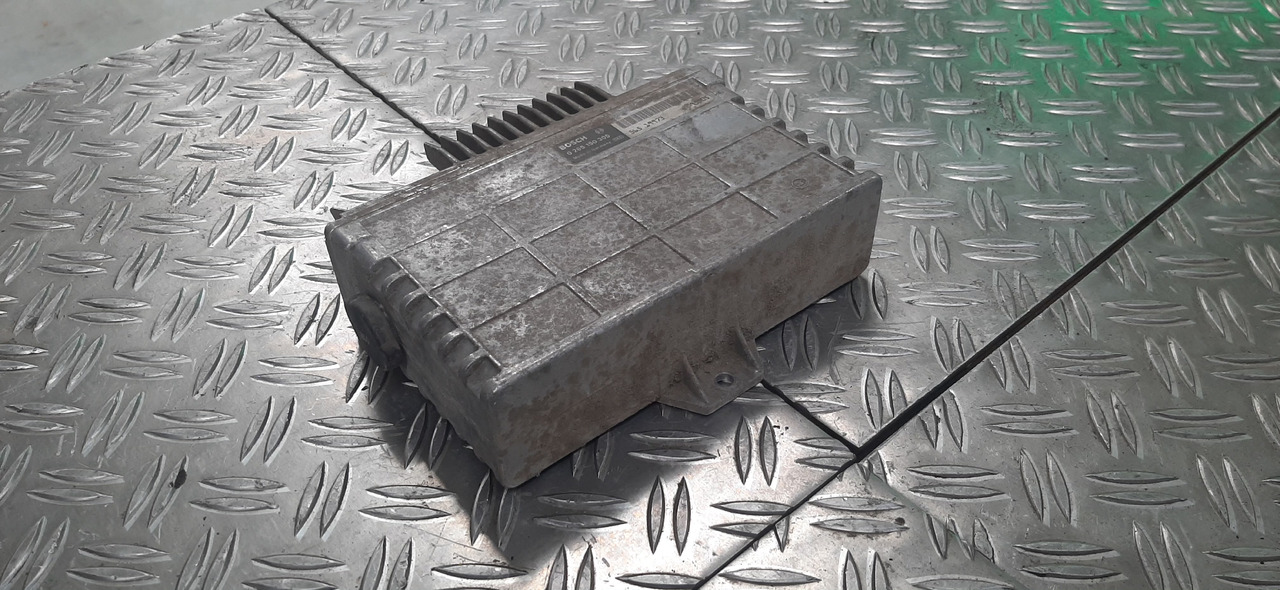 Gebrauchtes BOSCH Steuergerät ABS / ASR , Artikel - Nr. : 0 265 150 305 - Bloc de gestion pour Camion: photos 4 Gebrauchtes BOSCH Steuergerät ABS / ASR , Artikel - Nr. : 0 265 150 305 - Bloc de gestion pour Camion: photos 4