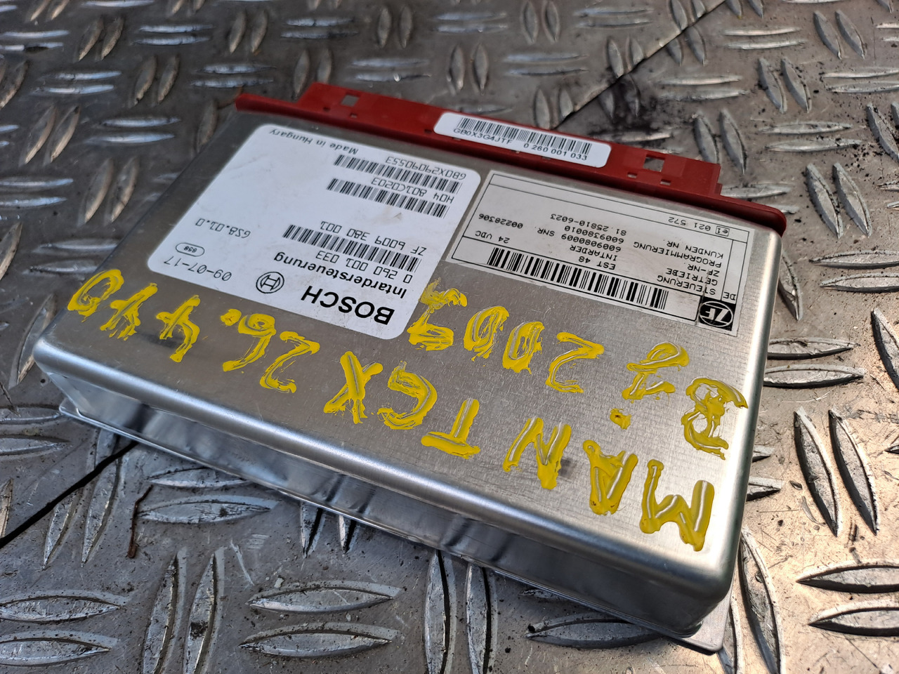 Gebrauchtes MAN TGX 26.440 Steuergerät Intarder, Artikel - Nr.: 81.25810 - 6023 - Bloc de gestion pour Camion: photos 3 Gebrauchtes MAN TGX 26.440 Steuergerät Intarder, Artikel - Nr.: 81.25810 - 6023 - Bloc de gestion pour Camion: photos 3