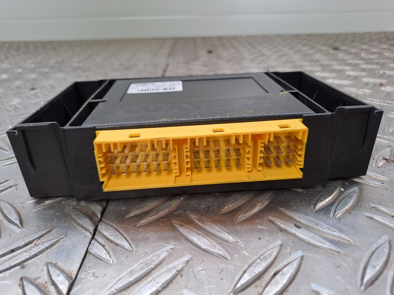 Gebrauchtes MAN TGX 26.440 Steuergerät Luftfederung ECAS 6x2, Artikel - Nr. : 81.25811 – 7020 - Bloc de gestion pour Camion: photos 2 Gebrauchtes MAN TGX 26.440 Steuergerät Luftfederung ECAS 6x2, Artikel - Nr. : 81.25811 – 7020 - Bloc de gestion pour Camion: photos 2