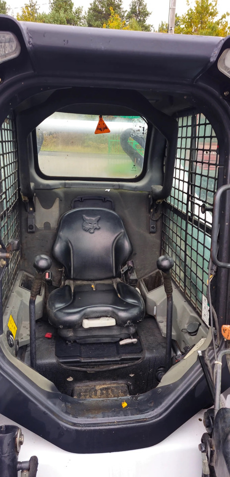 BOBCAT S570 - Mini chargeuse: photos 2 BOBCAT S570 - Mini chargeuse: photos 2