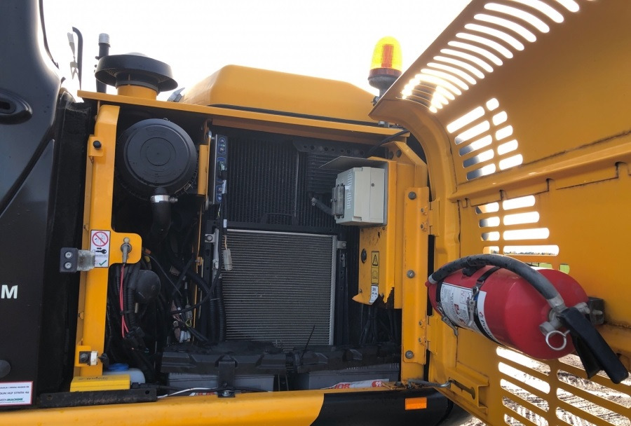 JCB JS145W - Pelle sur pneus: photos 3 JCB JS145W - Pelle sur pneus: photos 3