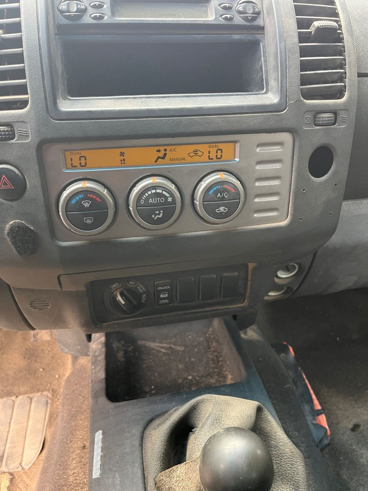 Nissan Navarra No Registration - Pick-up: photos 4 Nissan Navarra No Registration - Pick-up: photos 4