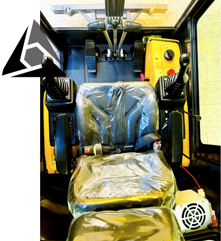 Mini pelle Pásový minibagr GORILA G18SE I PRO CAB: photos 12 Mini pelle Pásový minibagr GORILA G18SE I PRO CAB: photos 12