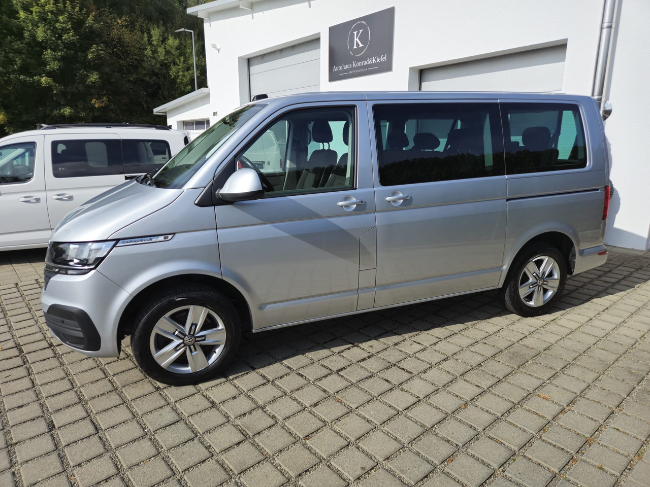 VOLKSWAGEN T6.1 Caravelle 4Motion/Automatik/Kamera/App-Con. - Transport de personnes: photos 3 VOLKSWAGEN T6.1 Caravelle 4Motion/Automatik/Kamera/App-Con. - Transport de personnes: photos 3