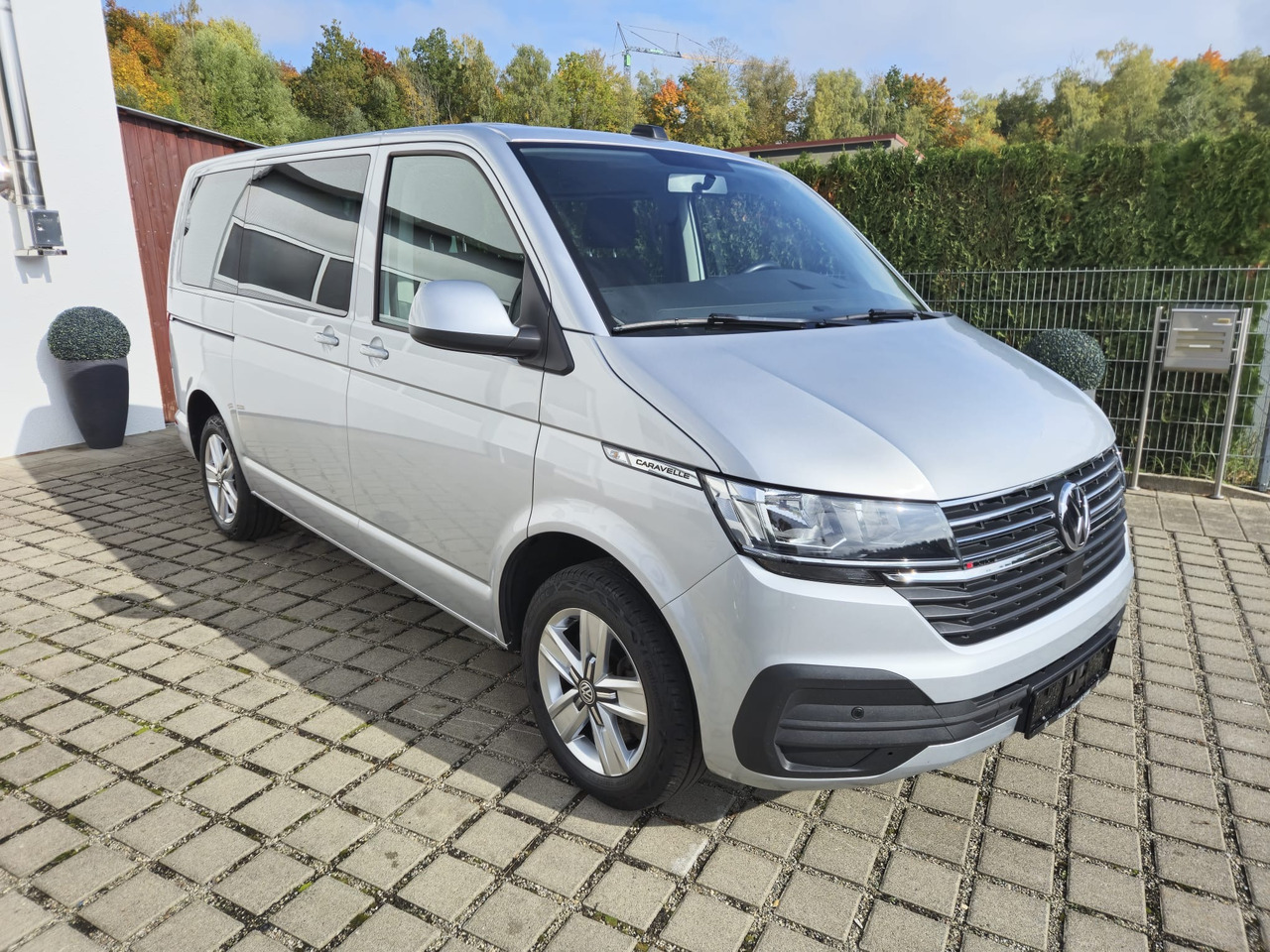 VOLKSWAGEN T6.1 Caravelle 4Motion/Automatik/Kamera/App-Con. - Transport de personnes: photos 2 VOLKSWAGEN T6.1 Caravelle 4Motion/Automatik/Kamera/App-Con. - Transport de personnes: photos 2