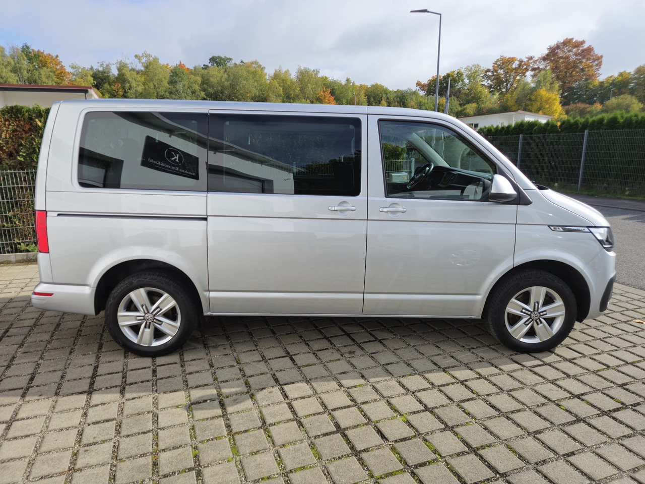 VOLKSWAGEN T6.1 Caravelle 4Motion/Automatik/Kamera/App-Con. - Transport de personnes: photos 4 VOLKSWAGEN T6.1 Caravelle 4Motion/Automatik/Kamera/App-Con. - Transport de personnes: photos 4