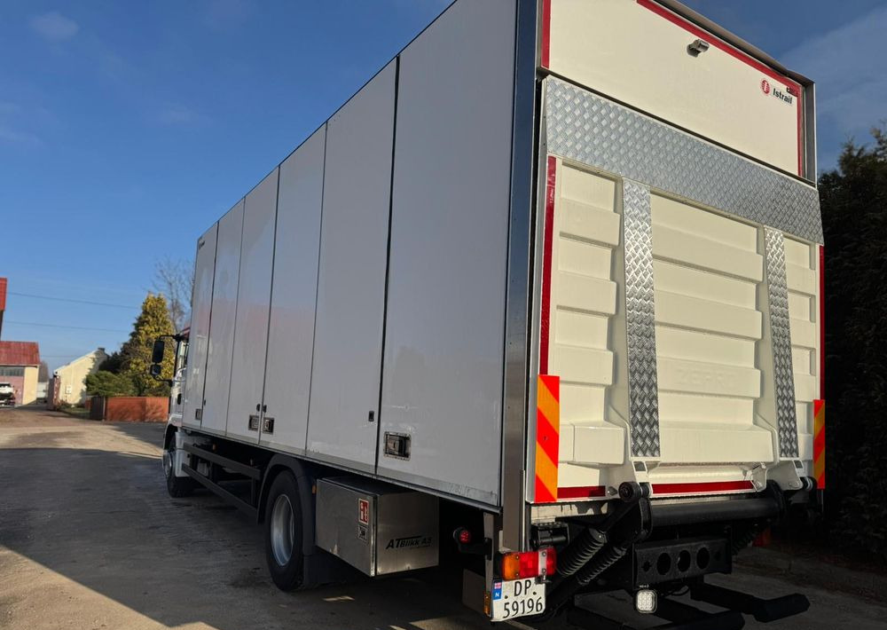 MAN MAN TGM 18.290/ IZOTERMA / OTWIERANY BOK/ /WINDA / 19 EUROPALET/ NISKI PRZEBIEG /SYPIALKA /ACC/EURO6 - Camion frigorifique: photos 5 MAN MAN TGM 18.290/ IZOTERMA / OTWIERANY BOK/ /WINDA / 19 EUROPALET/ NISKI PRZEBIEG /SYPIALKA /ACC/EURO6 - Camion frigorifique: photos 5