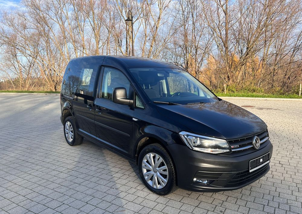 Volkswagen CADDY/2.0/4X4/ SPROWADZONY na/1 WŁ/FV23%/SERWISOWANY/VW/FORD/OPEL/CITROEN - Fourgon utilitaire: photos 1 Volkswagen CADDY/2.0/4X4/ SPROWADZONY na/1 WŁ/FV23%/SERWISOWANY/VW/FORD/OPEL/CITROEN - Fourgon utilitaire: photos 1