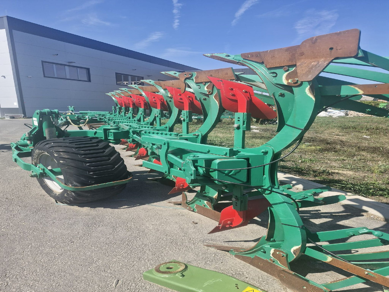 REGENT Taurus 200 S - Charrue: photos 5 REGENT Taurus 200 S - Charrue: photos 5