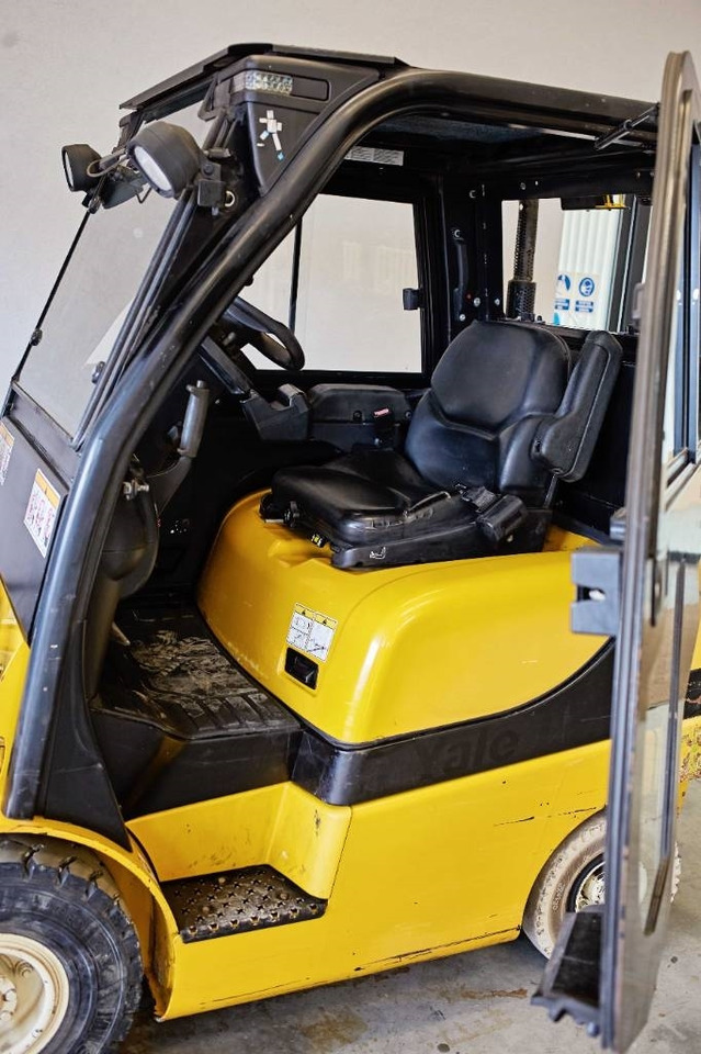 Yale GLP18VX F1925 - Chariot élévateur à gaz: photos 5 Yale GLP18VX F1925 - Chariot élévateur à gaz: photos 5