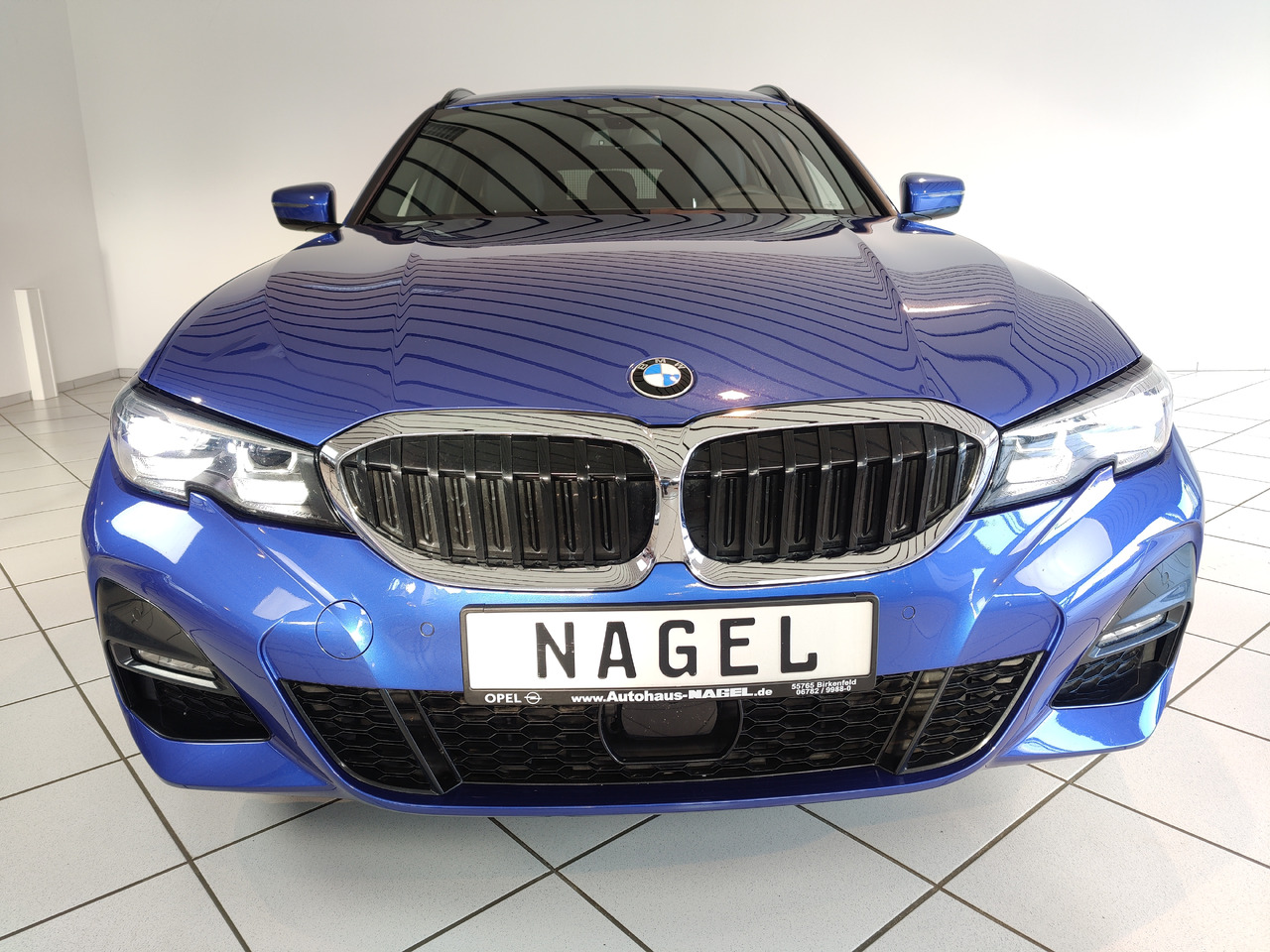 BMW 320 d xDrive Touring M Sport Nav Leder Rükam AHK - Voiture break: photos 2 BMW 320 d xDrive Touring M Sport Nav Leder Rükam AHK - Voiture break: photos 2