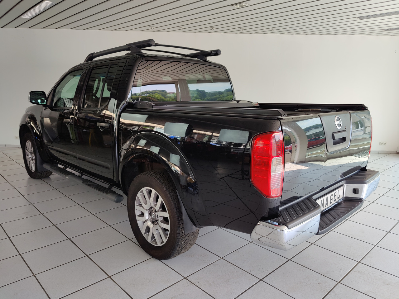 Nissan Navara Pickup (D40M)(05.2005->) Double Cab LE V6 4X4 Navi Kam Leder SHZ AHK - Pick-up: photos 4 Nissan Navara Pickup (D40M)(05.2005->) Double Cab LE V6 4X4 Navi Kam Leder SHZ AHK - Pick-up: photos 4