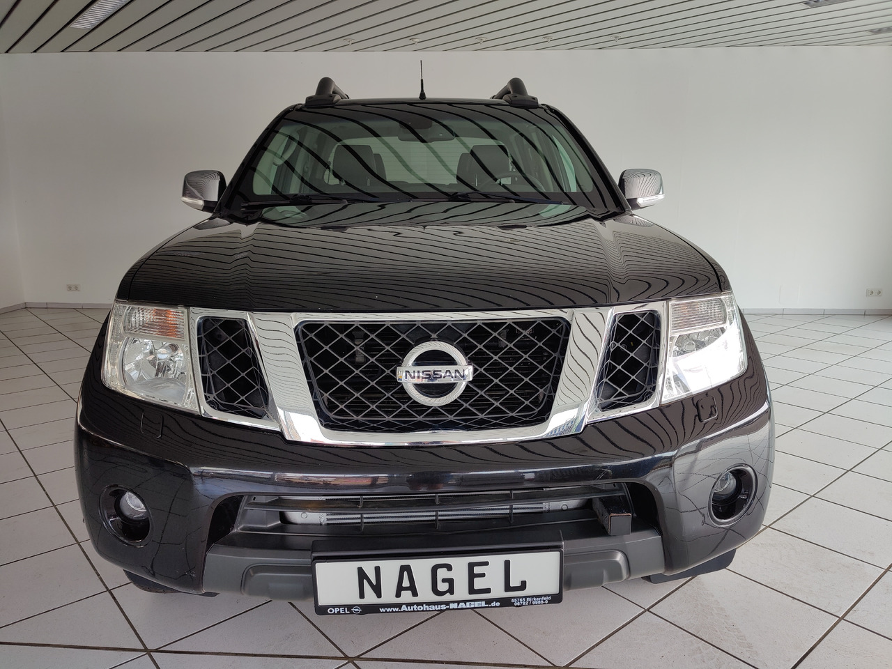 Nissan Navara Pickup (D40M)(05.2005->) Double Cab LE V6 4X4 Navi Kam Leder SHZ AHK - Pick-up: photos 3 Nissan Navara Pickup (D40M)(05.2005->) Double Cab LE V6 4X4 Navi Kam Leder SHZ AHK - Pick-up: photos 3