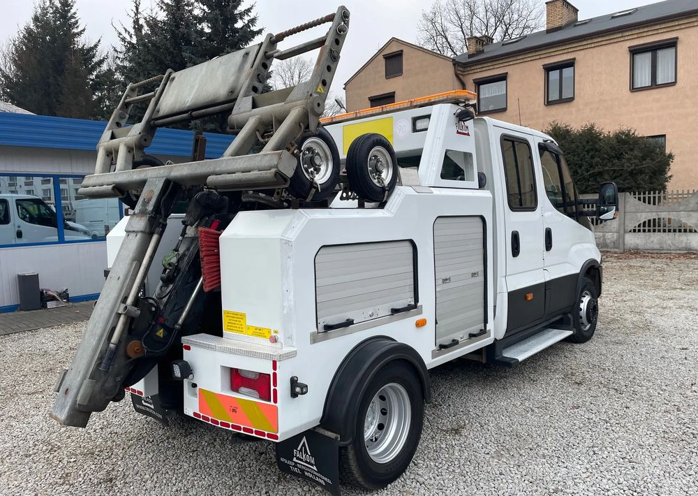 Iveco Daily 70C18 Hi-Matic Pomoc drogowa Holownik 2018r - Remorqueuse: photos 5 Iveco Daily 70C18 Hi-Matic Pomoc drogowa Holownik 2018r - Remorqueuse: photos 5