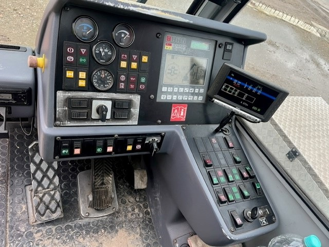 Grue tout-terrain Tadano ATF 70G-4: photos 13