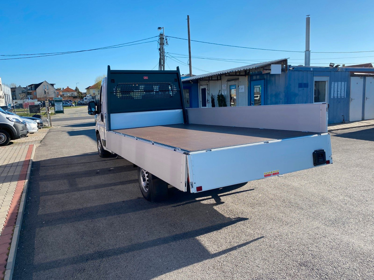 Fiat DUCATO XLWB MAXI PRITSCHE - Fourgon plateau: photos 4 Fiat DUCATO XLWB MAXI PRITSCHE - Fourgon plateau: photos 4