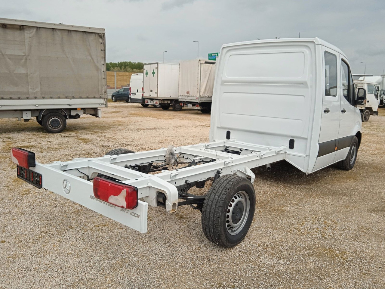 Mercedes-Benz 317 CDI Doka Pritsche - Fourgon plateau, Utilitaire double cabine: photos 2 Mercedes-Benz 317 CDI Doka Pritsche - Fourgon plateau, Utilitaire double cabine: photos 2