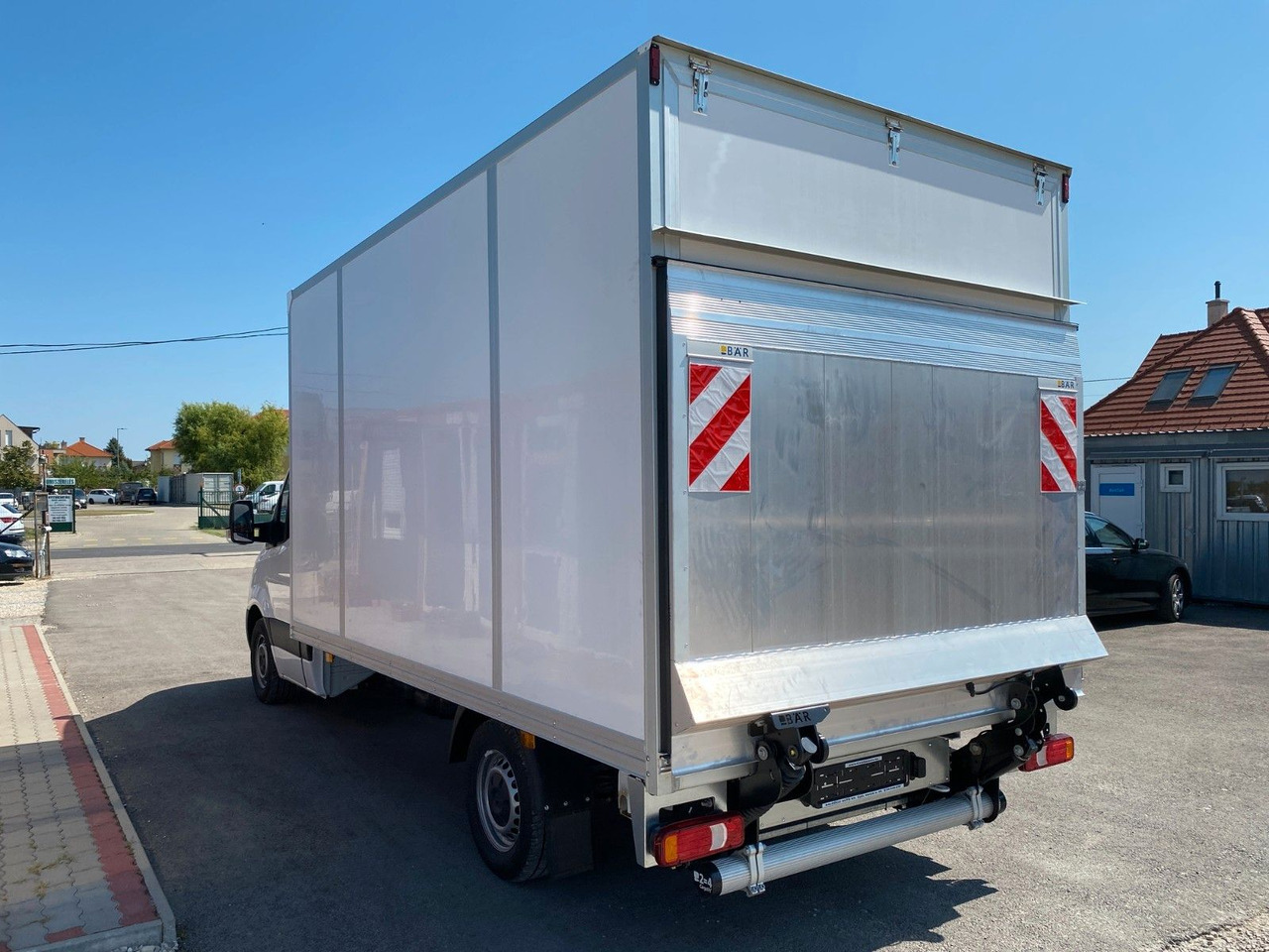 Mercedes-Benz Sprinter 317 Koffer+LBW - Fourgon grand volume: photos 4 Mercedes-Benz Sprinter 317 Koffer+LBW - Fourgon grand volume: photos 4
