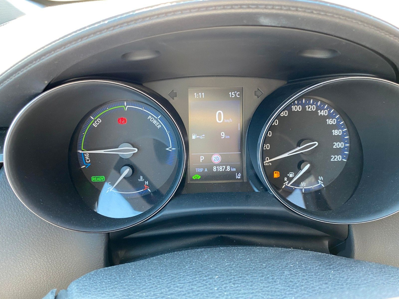 Toyota C-HR 1.8-l-VVTi Hybrid Flow - SUV: photos 5 Toyota C-HR 1.8-l-VVTi Hybrid Flow - SUV: photos 5