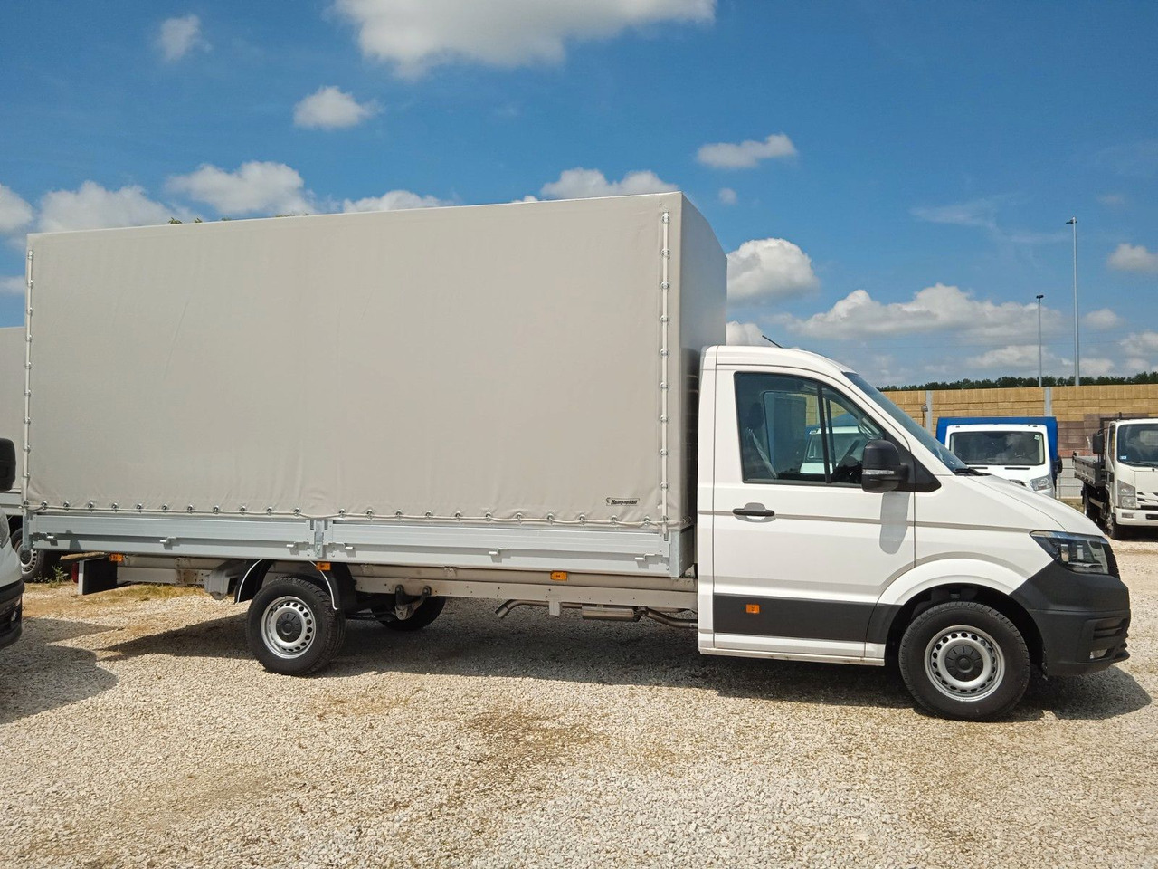 Volkswagen Crafter L4 Pritsche und Plane 5m SOFORT - Utilitaire plateau baché: photos 3 Volkswagen Crafter L4 Pritsche und Plane 5m SOFORT - Utilitaire plateau baché: photos 3