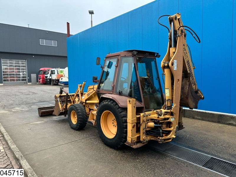 Case 580 K Turbo Case 580 Super K 4x4, 5703 Hours - Tractopelle: photos 4 Case 580 K Turbo Case 580 Super K 4x4, 5703 Hours - Tractopelle: photos 4