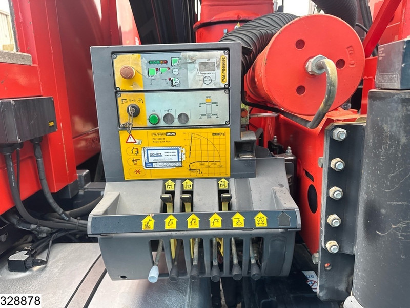 Camion plateau, Camion grue Iveco Stralis 360 6x2, Euro 6, Palfinger, Remote: photos 12 Camion plateau, Camion grue Iveco Stralis 360 6x2, Euro 6, Palfinger, Remote: photos 12