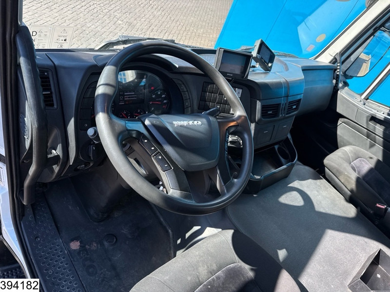 Camion plateau, Camion grue Iveco Trakker 360 6X4, EURO 6, Steel suspension, Palfinger: photos 7