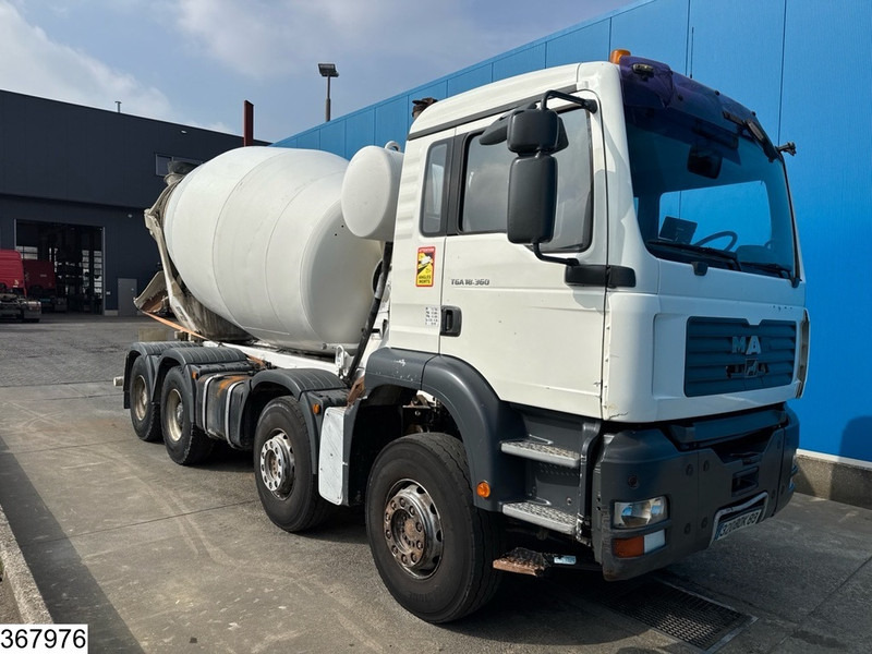 MAN TGA 32 360 8X4, Manual, Steel suspension, Stetter 9m3 - Camion malaxeur: photos 3 MAN TGA 32 360 8X4, Manual, Steel suspension, Stetter 9m3 - Camion malaxeur: photos 3