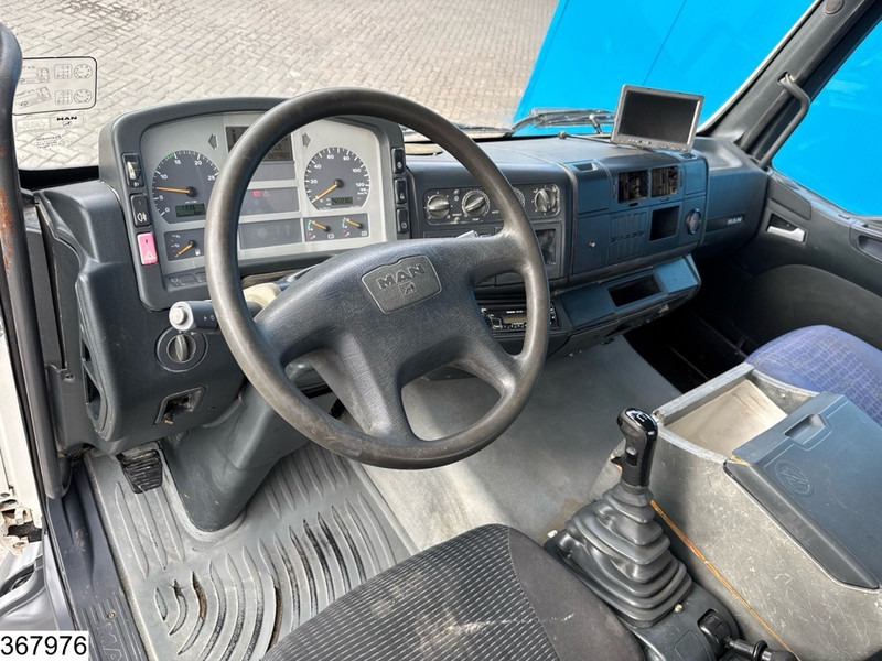 MAN TGA 32 360 8X4, Manual, Steel suspension, Stetter 9m3 - Camion malaxeur: photos 5 MAN TGA 32 360 8X4, Manual, Steel suspension, Stetter 9m3 - Camion malaxeur: photos 5