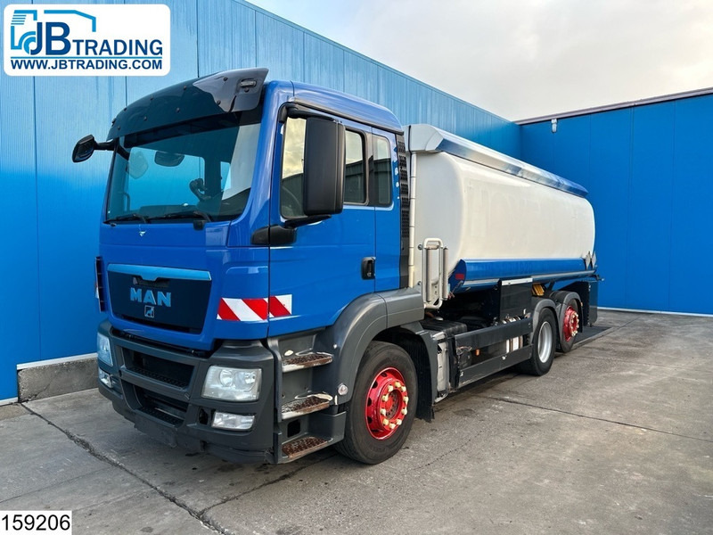 MAN TGS 26 320 6X2, EURO 5, ADR, 18.950 Liter, 4 COMP - Camion citerne: photos 1 MAN TGS 26 320 6X2, EURO 5, ADR, 18.950 Liter, 4 COMP - Camion citerne: photos 1
