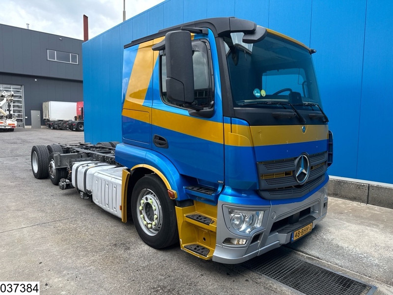 Mercedes-Benz Actros 2443 EURO 6, Hydraulic - Châssis cabine: photos 3 Mercedes-Benz Actros 2443 EURO 6, Hydraulic - Châssis cabine: photos 3