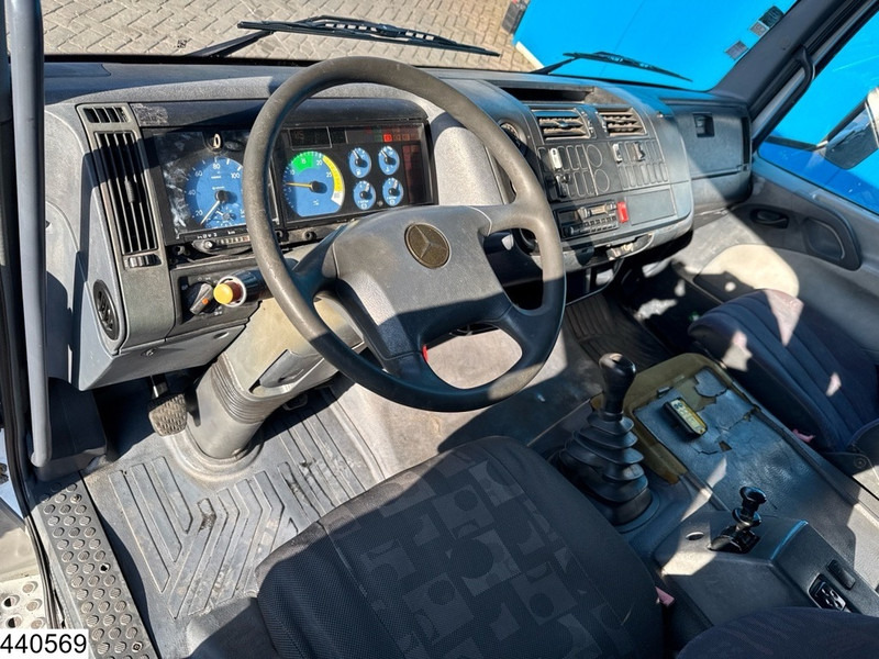 Mercedes-Benz Atego 1017 Manual, Leaf spring suspension, Hydraulics - Camion porte-voitures: photos 5 Mercedes-Benz Atego 1017 Manual, Leaf spring suspension, Hydraulics - Camion porte-voitures: photos 5