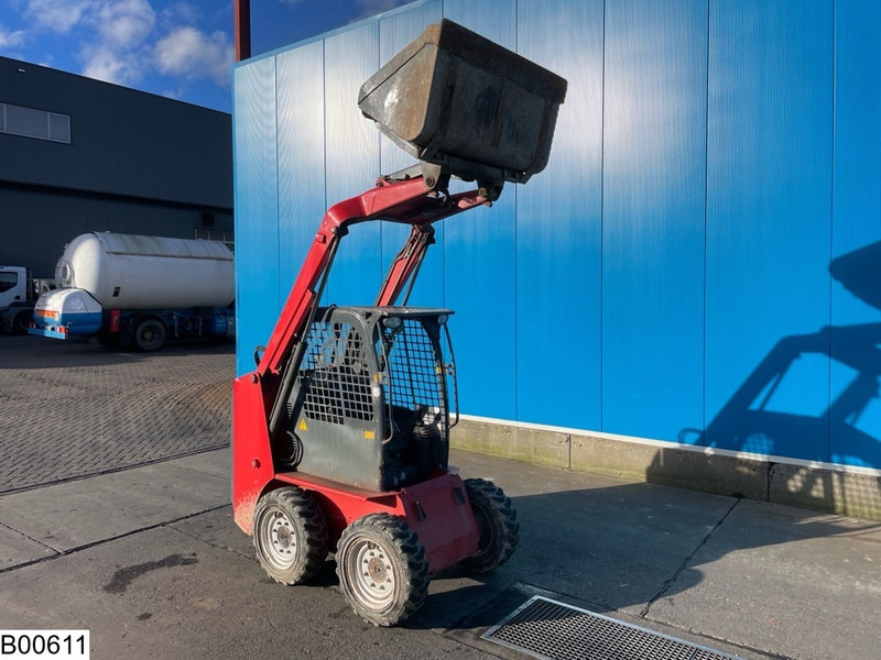 Neuson 501 S 510KG, 3.5M, 2417h - Chargeuse sur pneus: photos 3 Neuson 501 S 510KG, 3.5M, 2417h - Chargeuse sur pneus: photos 3