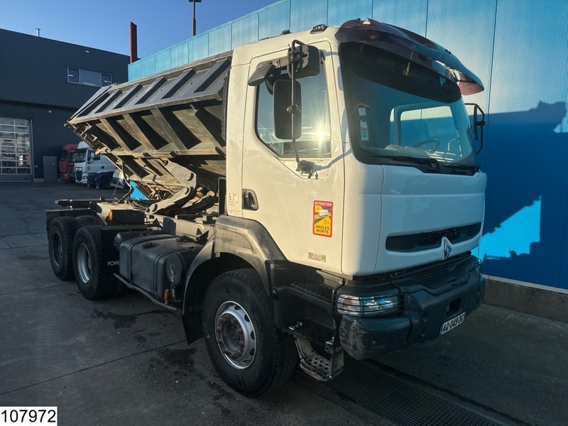 Renault Kerax 370 6x4, Manual transmission, Steel suspension - Camion benne: photos 3 Renault Kerax 370 6x4, Manual transmission, Steel suspension - Camion benne: photos 3