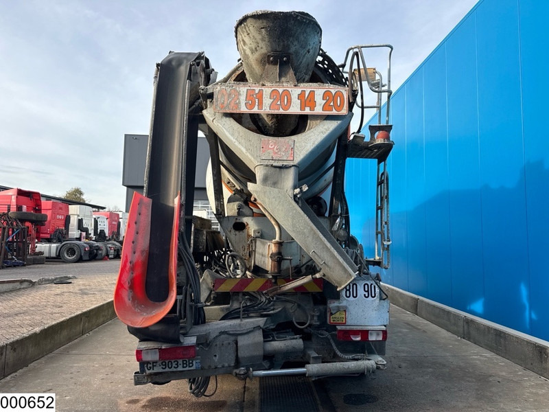 Renault Kerax 410 Dxi 8x4, Cifa, 9m3, Remote - Camion malaxeur: photos 4 Renault Kerax 410 Dxi 8x4, Cifa, 9m3, Remote - Camion malaxeur: photos 4